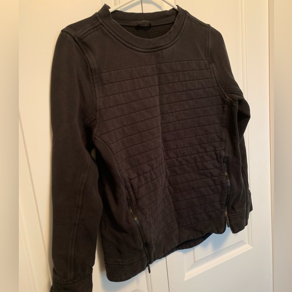 Lululemon pullover sweater - Picture 1 of 3